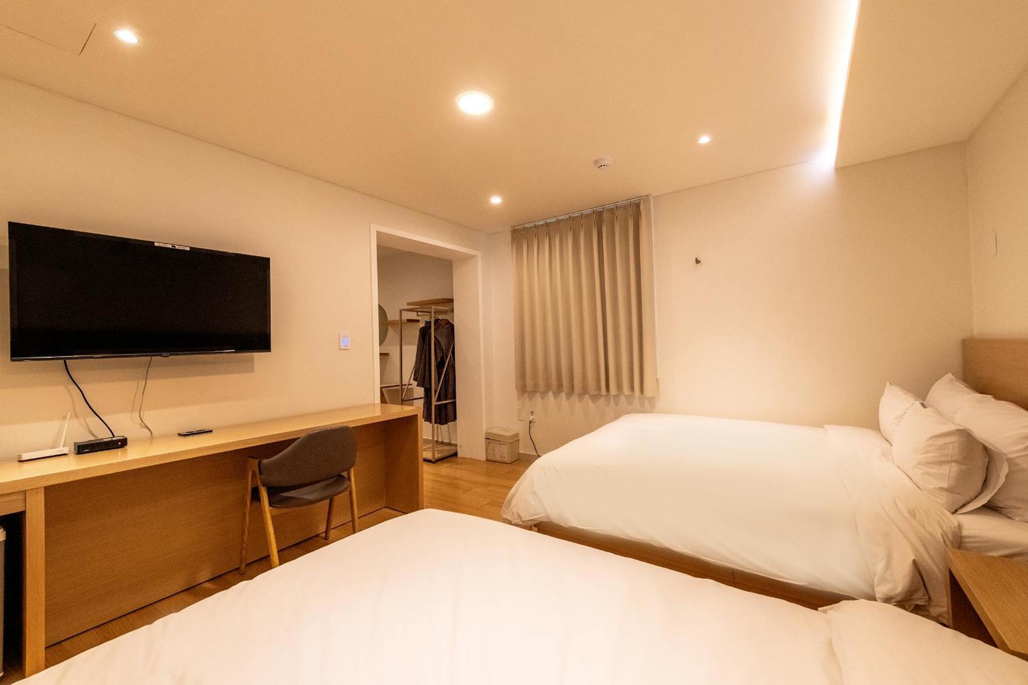 Hotel H Avenue Chuncheon Extérieur photo