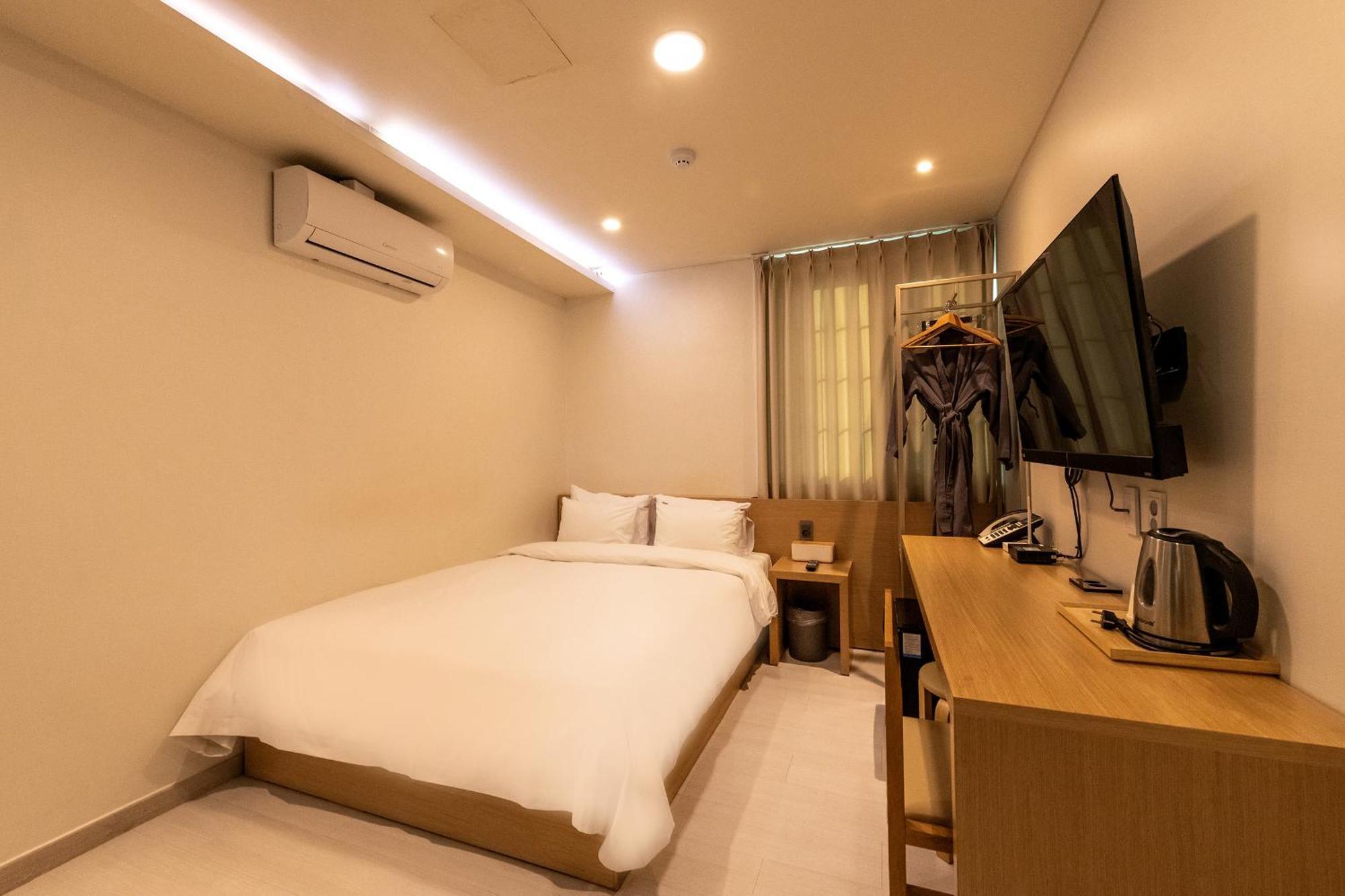 Hotel H Avenue Chuncheon Extérieur photo